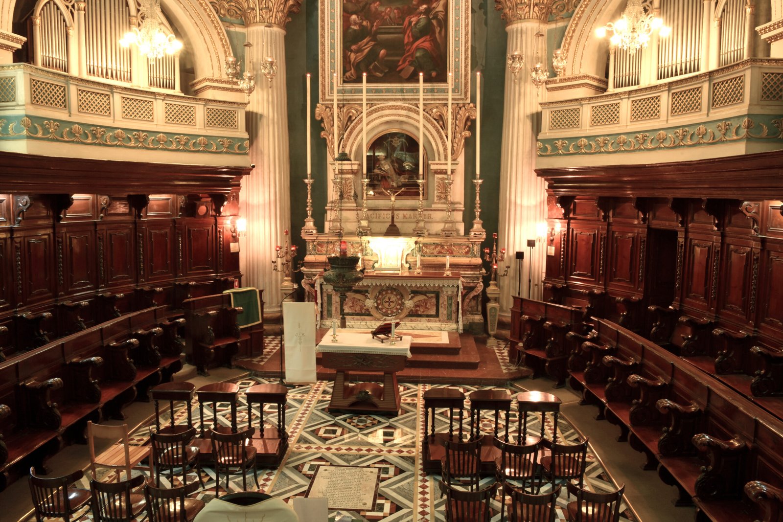 Private Mass setting Mosta Dome
